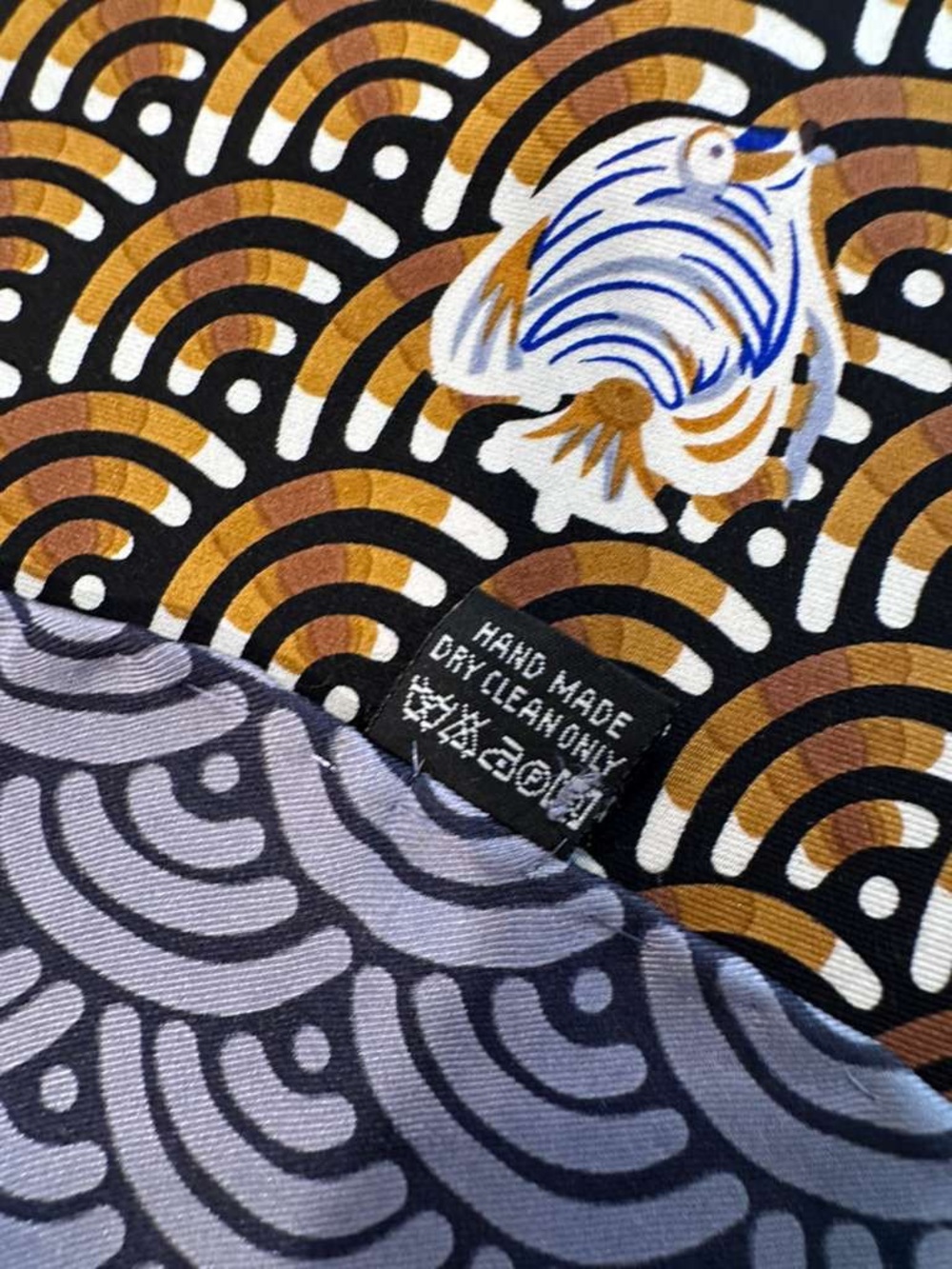 Hermes Silk Scarf Carré 90 Blue Hand Rolled Made in France - Picture 10 of 12